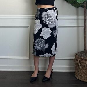 90s vintage PS Perseption black grey white floral midi wrap skirt 🕯️🕯️